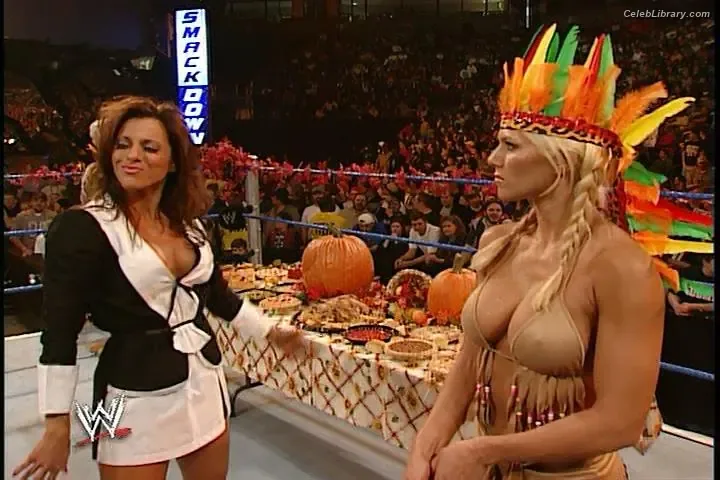 Torrie Wilson photo 24 of 2510