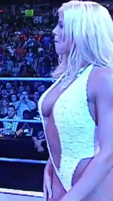 Torrie Wilson photo 16 of 2510