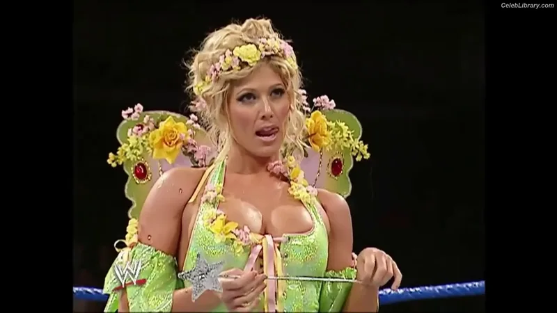 Torrie Wilson photo 6 of 2510
