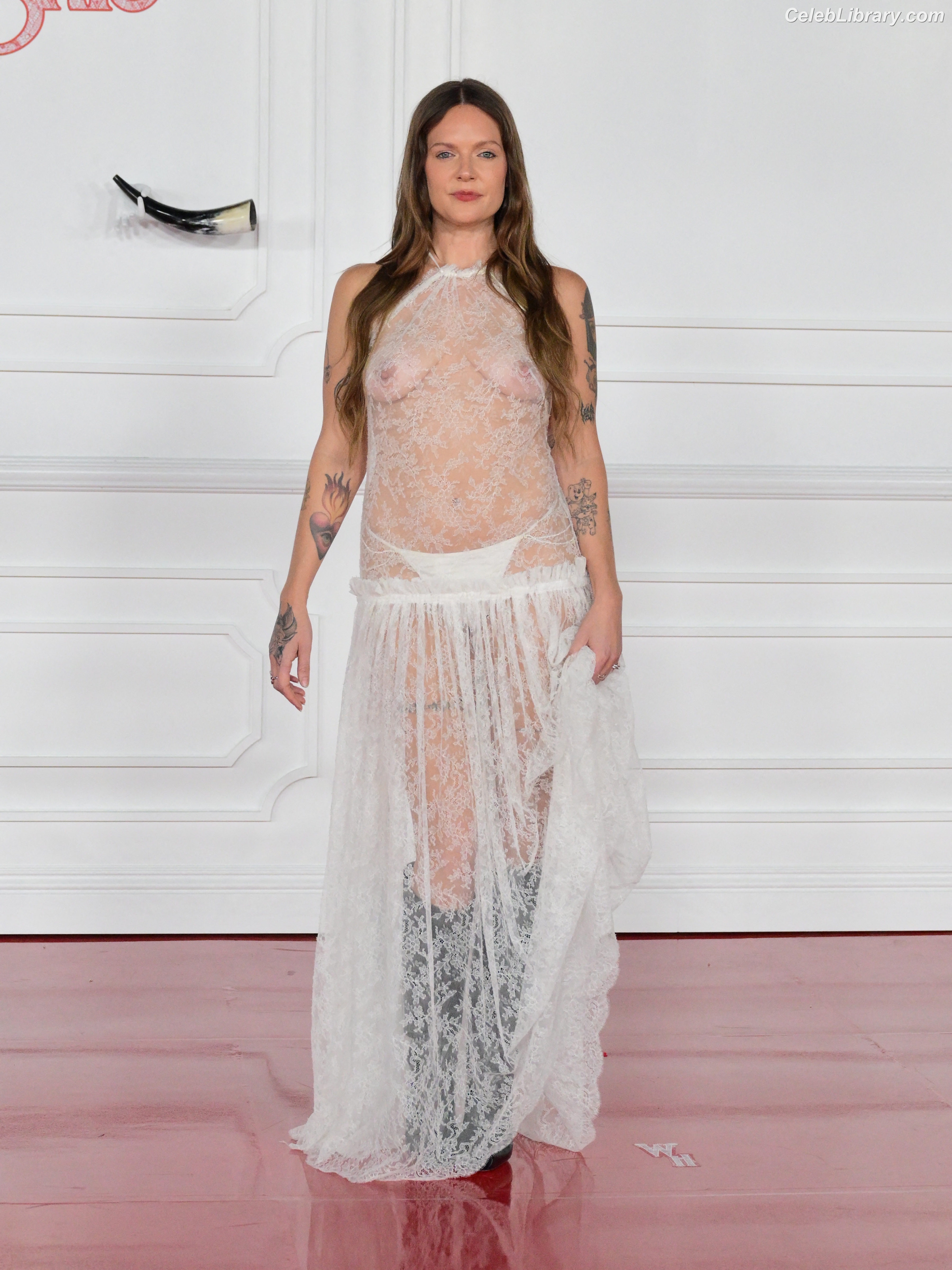 Tove Lo photo 1 of 302