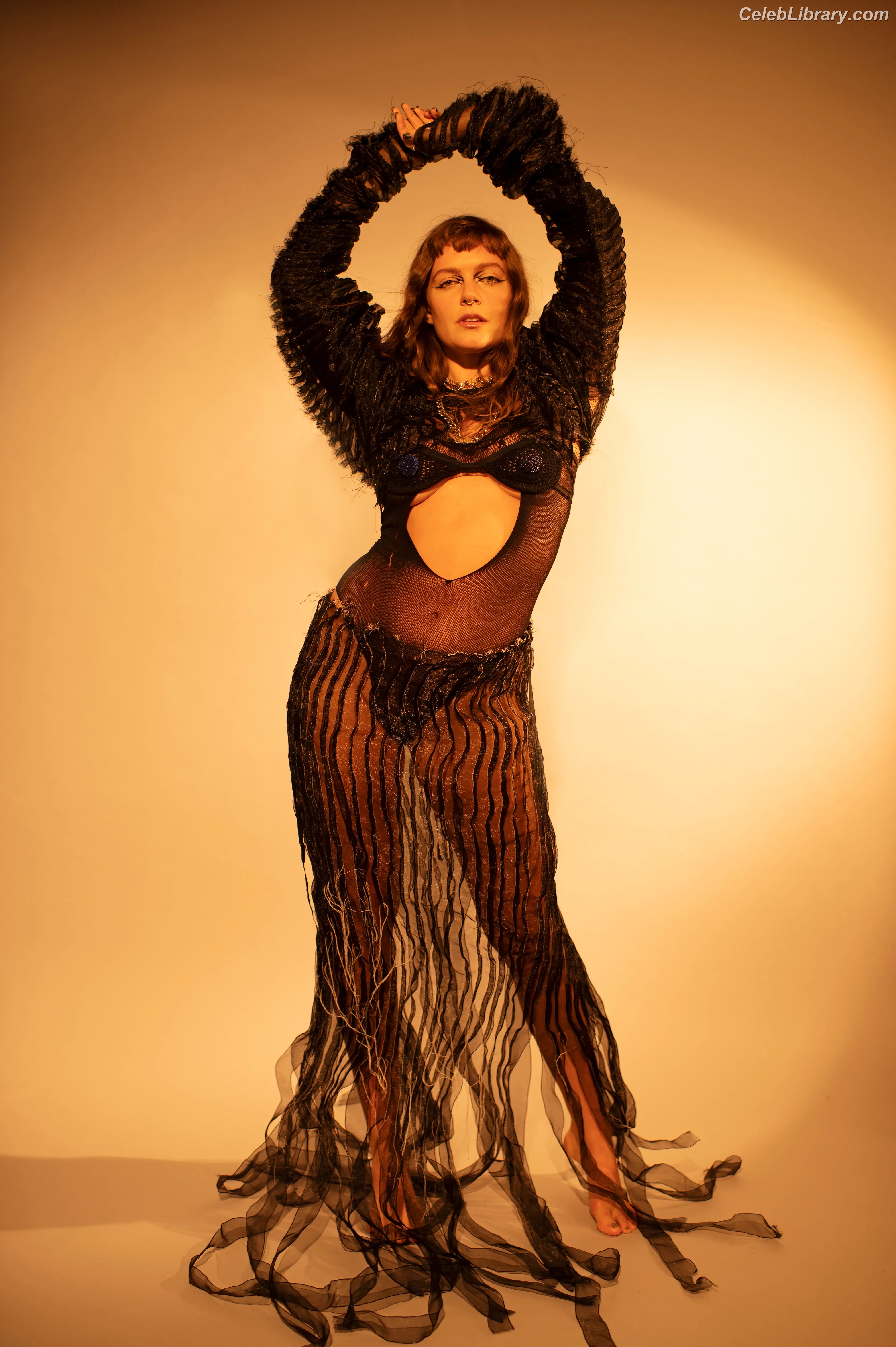 Tove Lo photo 2 of 302