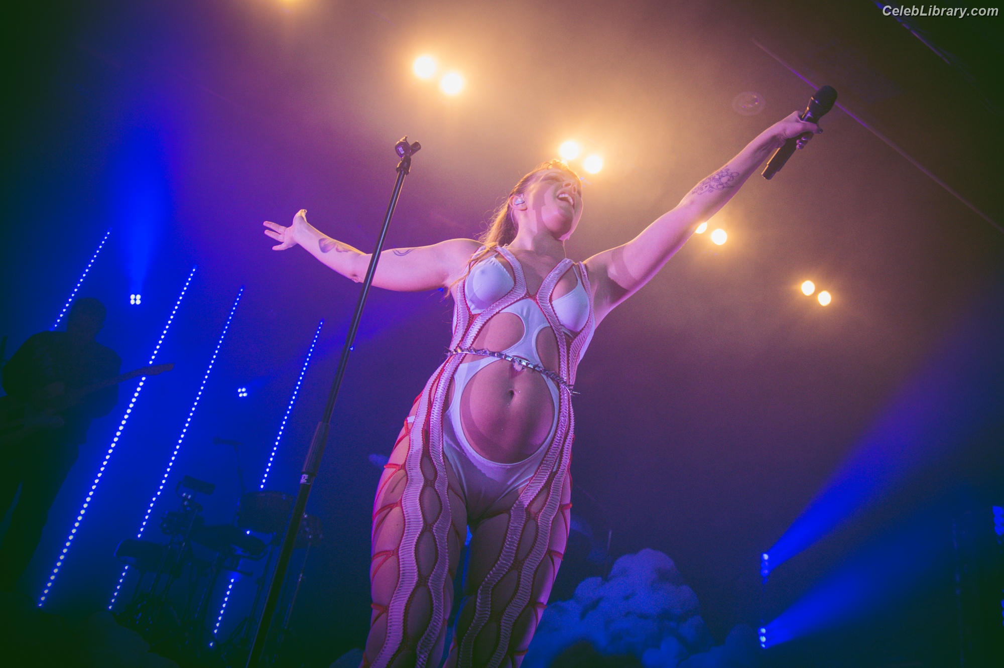 Tove Lo photo 2 of 302
