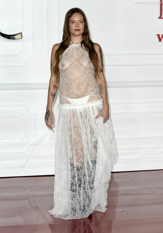 Tove Lo photo 4 of 302