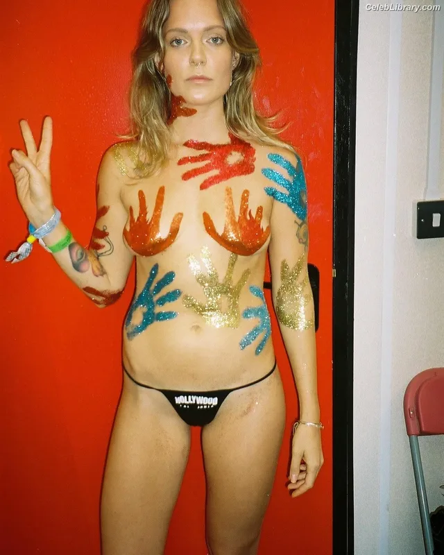 Tove Lo photo 4 of 302