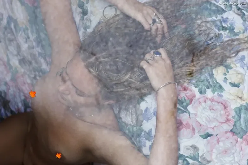 Tove Lo photo 21 of 302