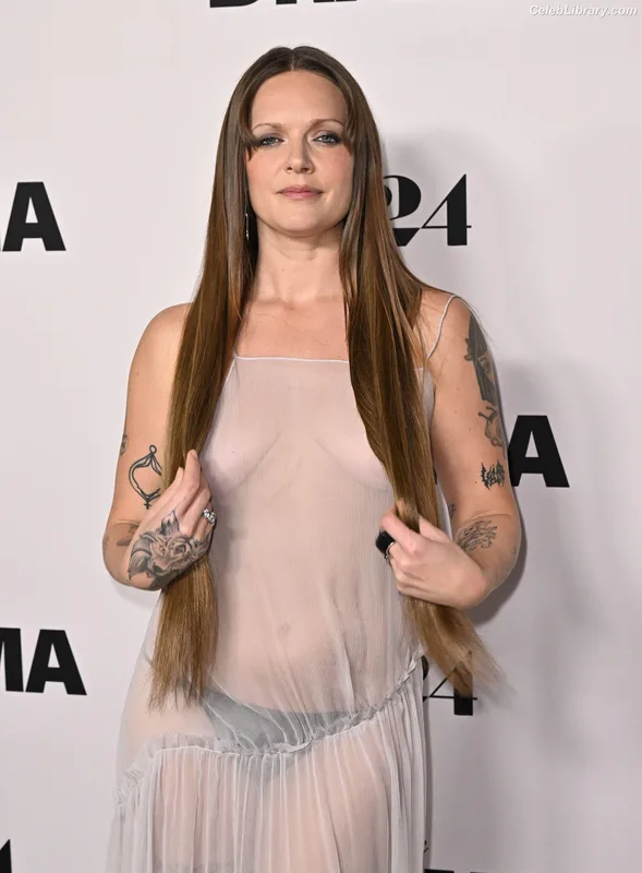 Tove Lo photo 16 of 302