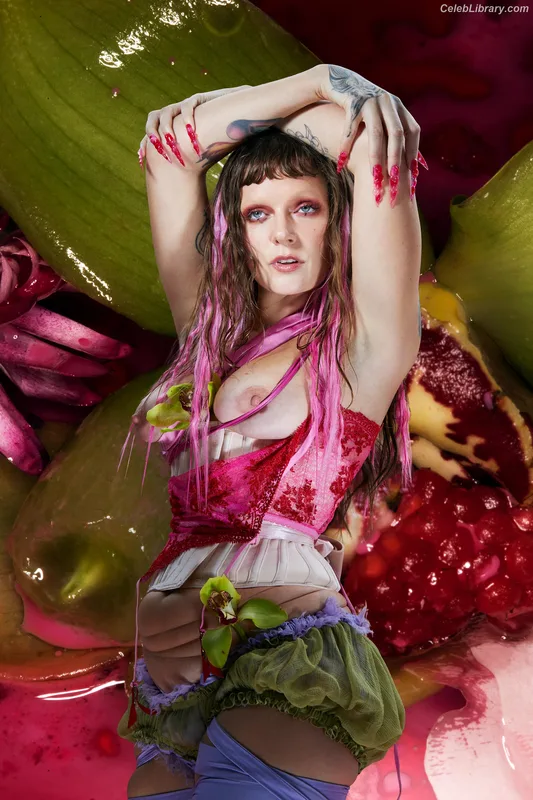 Tove Lo photo 22 of 302