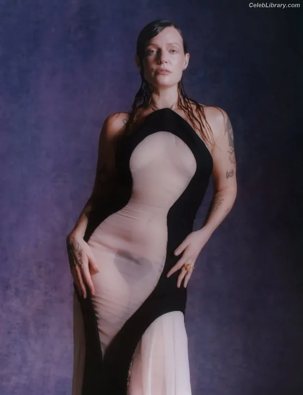 Tove Lo photo 5 of 302