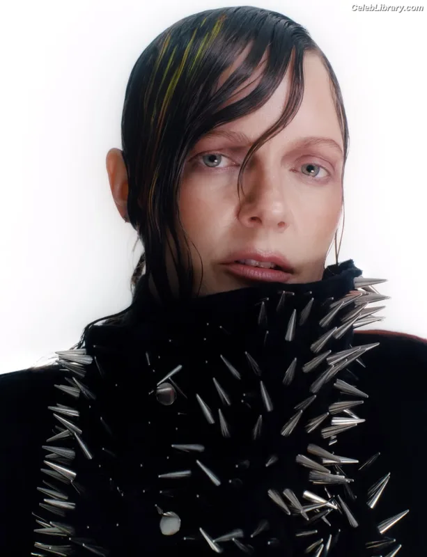 Tove Lo photo 12 of 302