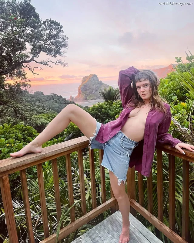 Tove Lo photo 18 of 302