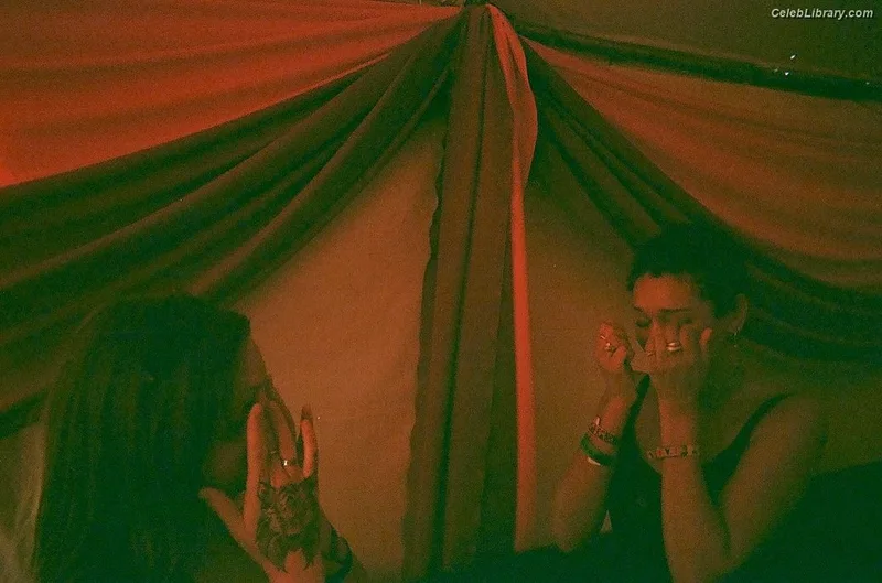 Tove Lo photo 2 of 302