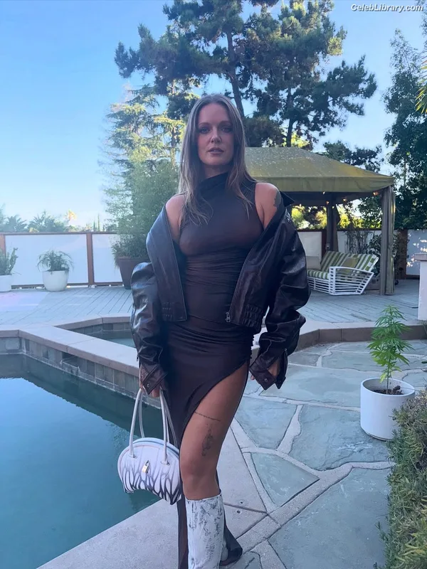 Tove Lo photo 5 of 302