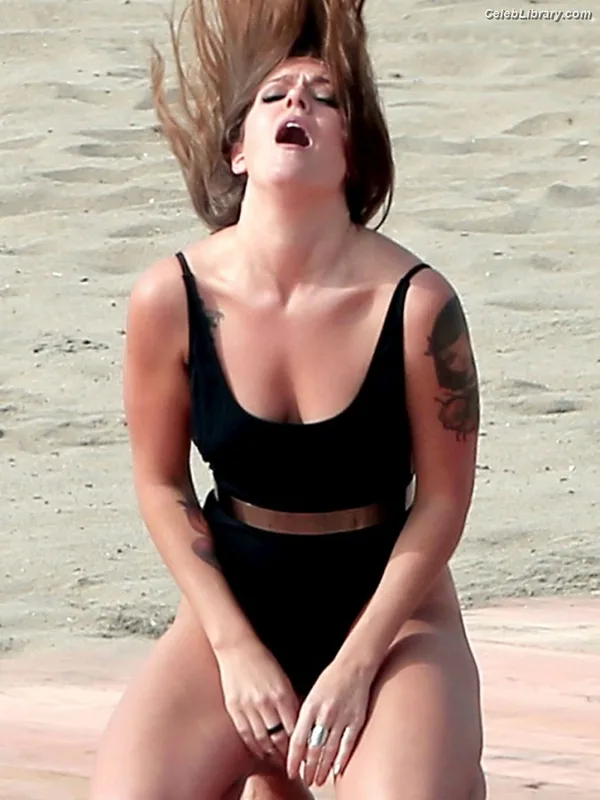 Tove Lo photo 10 of 302