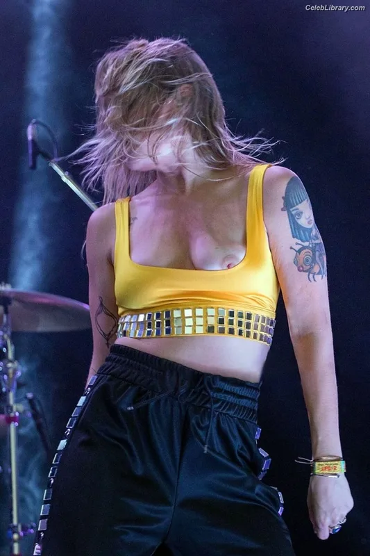 Tove Lo photo 22 of 302