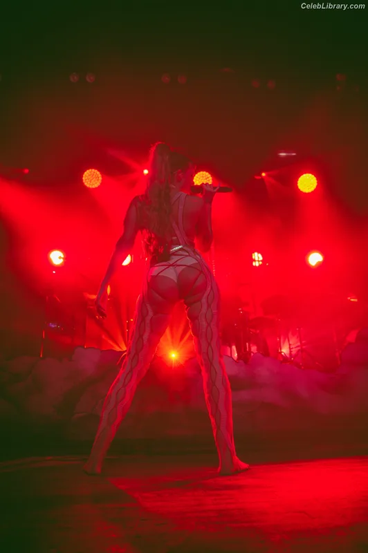 Tove Lo photo 6 of 302