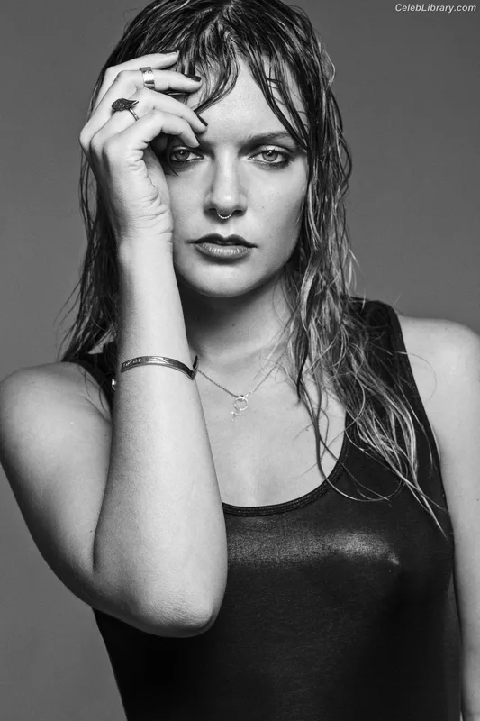 Tove Lo photo 17 of 302