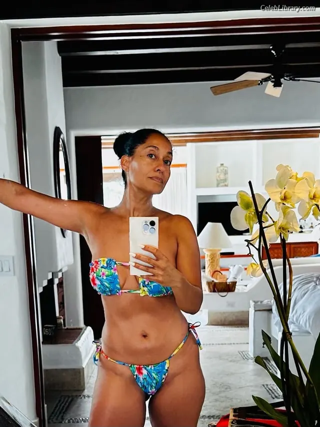 Tracee Ellis Ross photo 11 of 631