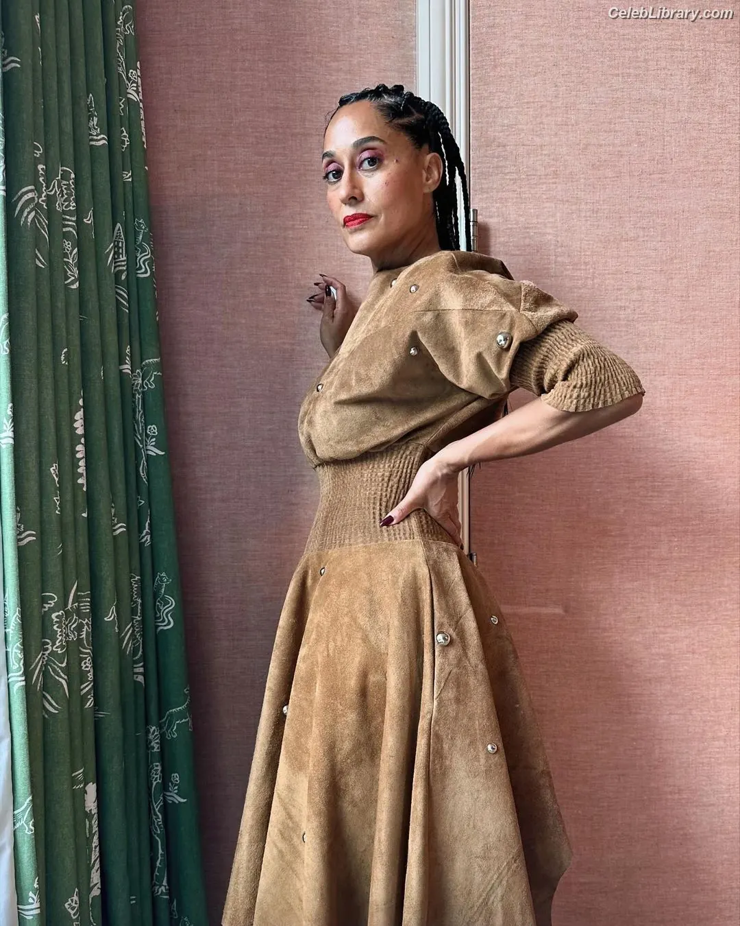 Tracee Ellis Ross photo 4 of 631