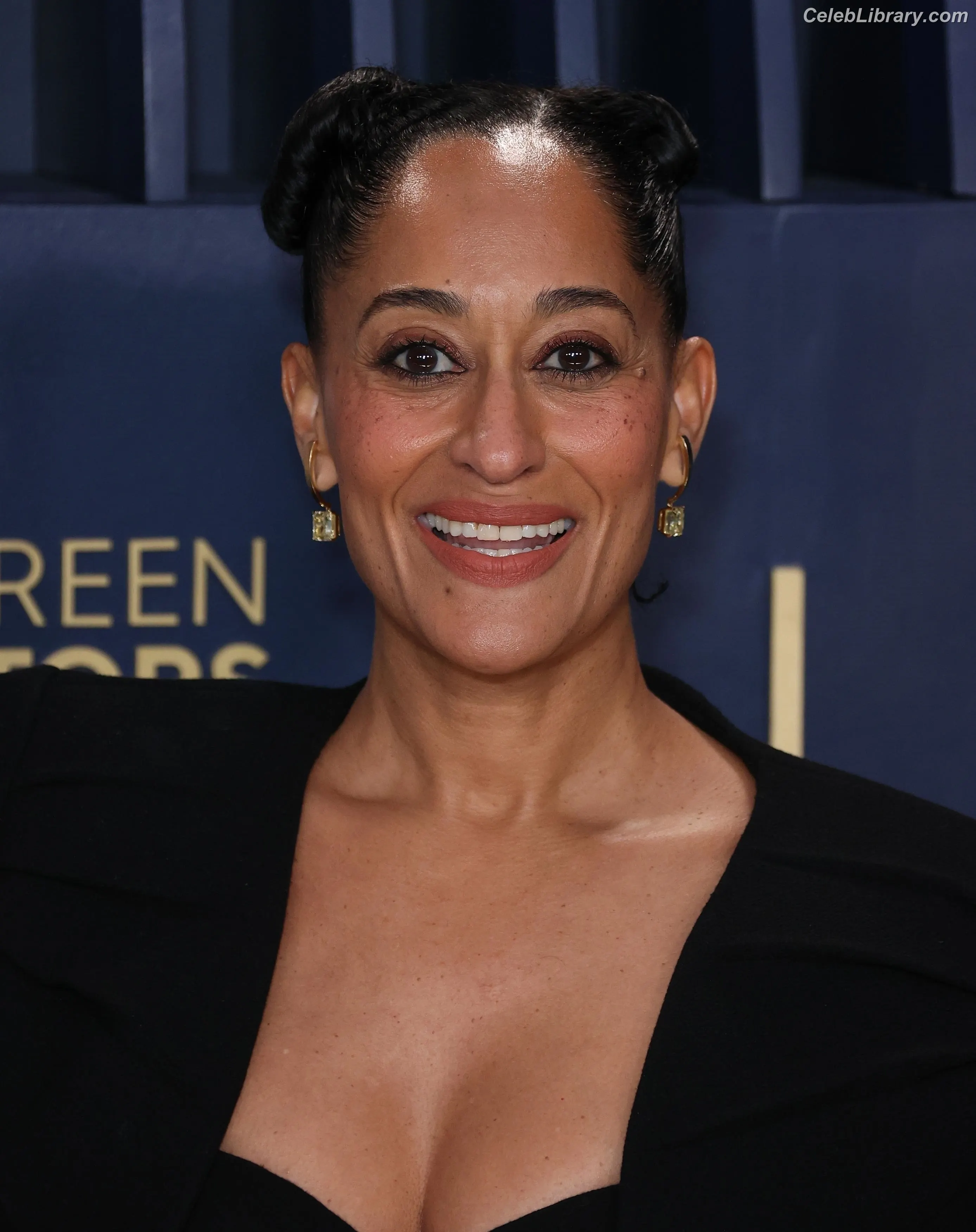 Tracee Ellis Ross photo 8 of 631