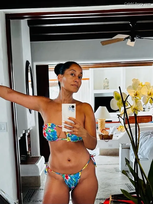 Tracee Ellis Ross photo 11 of 629