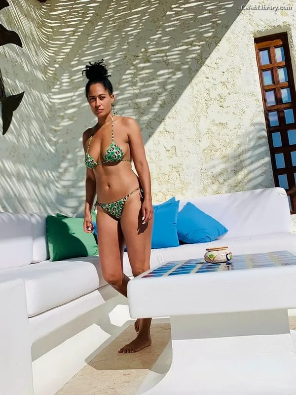 Tracee Ellis Ross photo 12 of 629
