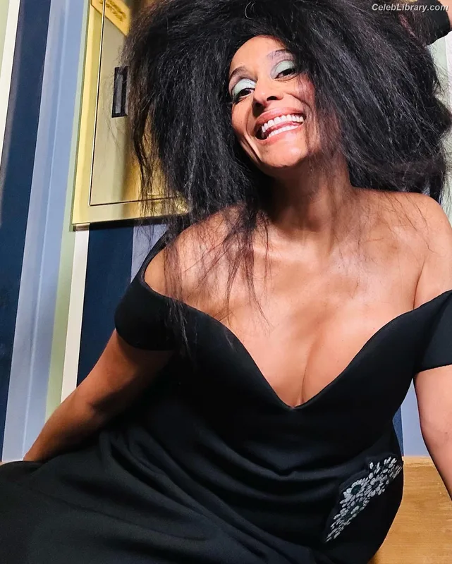 Tracee Ellis Ross photo 3 of 629