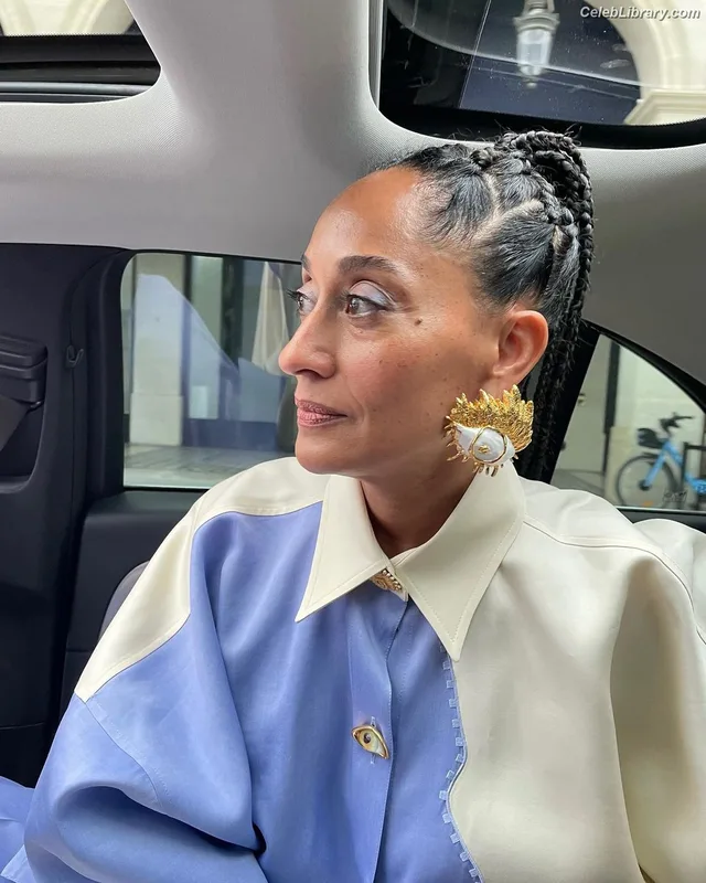Tracee Ellis Ross photo 8 of 629