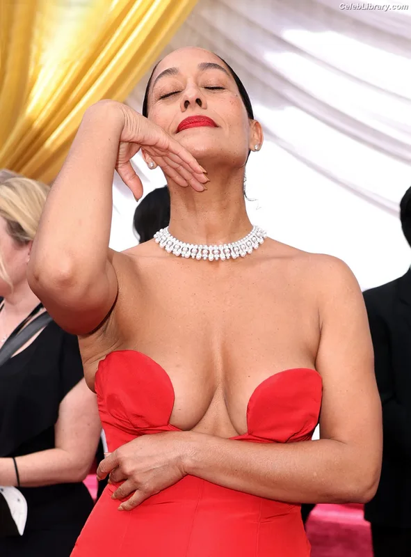 Tracee Ellis Ross photo 20 of 629