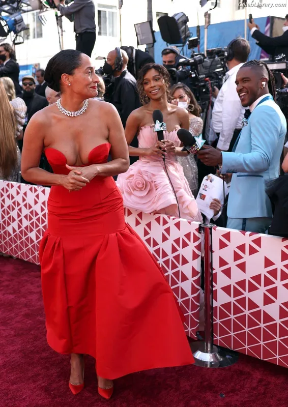 Tracee Ellis Ross photo 21 of 629