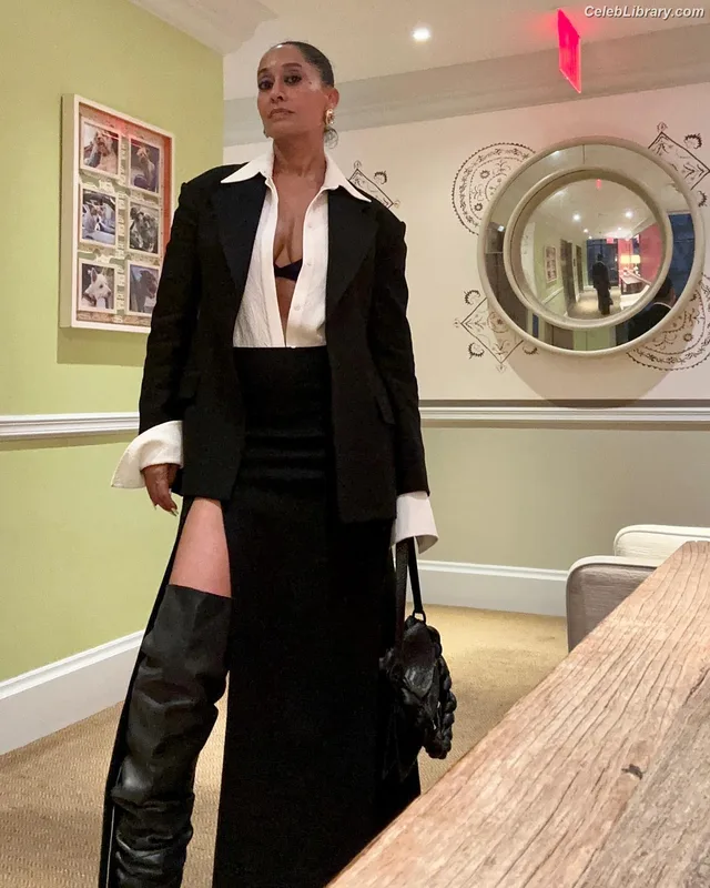 Tracee Ellis Ross photo 22 of 629