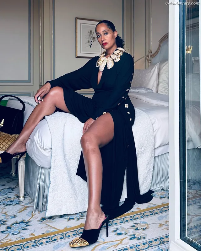 Tracee Ellis Ross photo 7 of 629