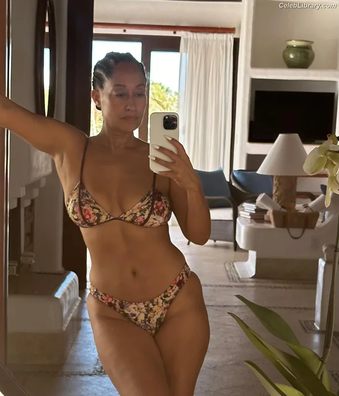 Tracee Ellis Ross photo 20 of 629