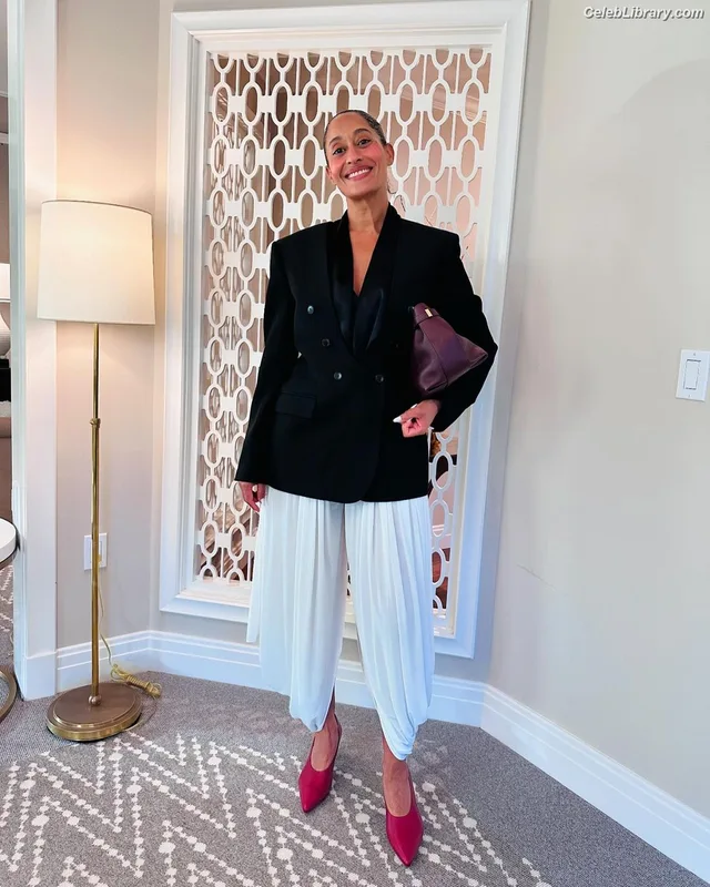 Tracee Ellis Ross photo 2 of 629