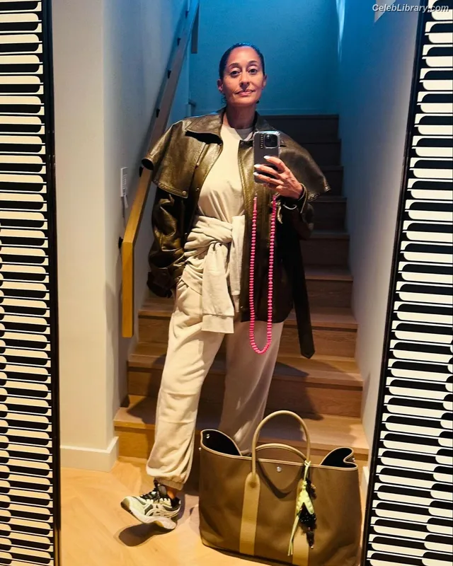 Tracee Ellis Ross photo 10 of 629
