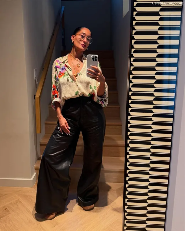 Tracee Ellis Ross photo 20 of 629