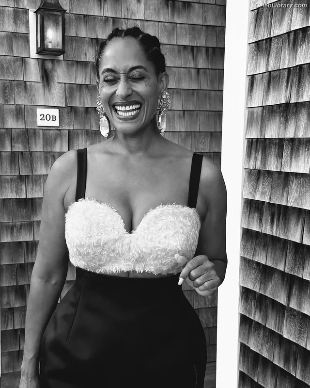 Tracee Ellis Ross photo 21 of 629