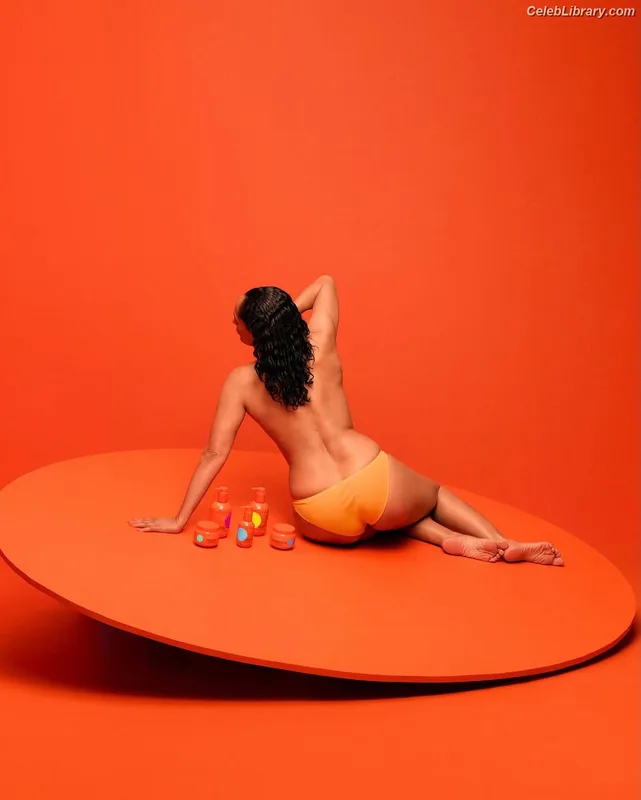Tracee Ellis Ross photo 3 of 629