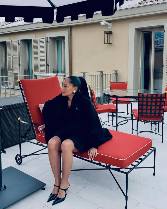 Tracee Ellis Ross photo 11 of 629