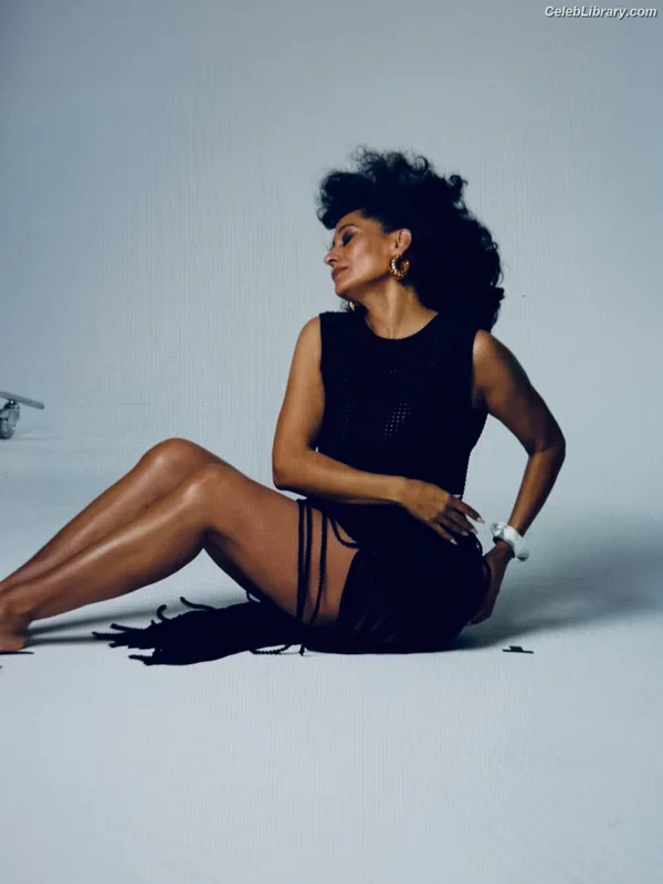 Tracee Ellis Ross photo 8 of 629