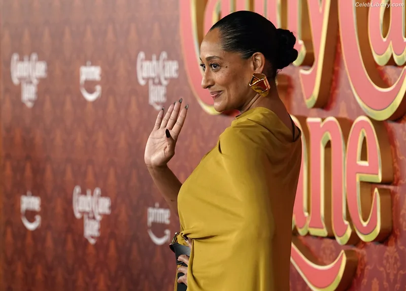 Tracee Ellis Ross photo 21 of 629