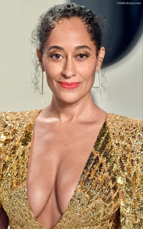 Tracee Ellis Ross photo 1 of 629