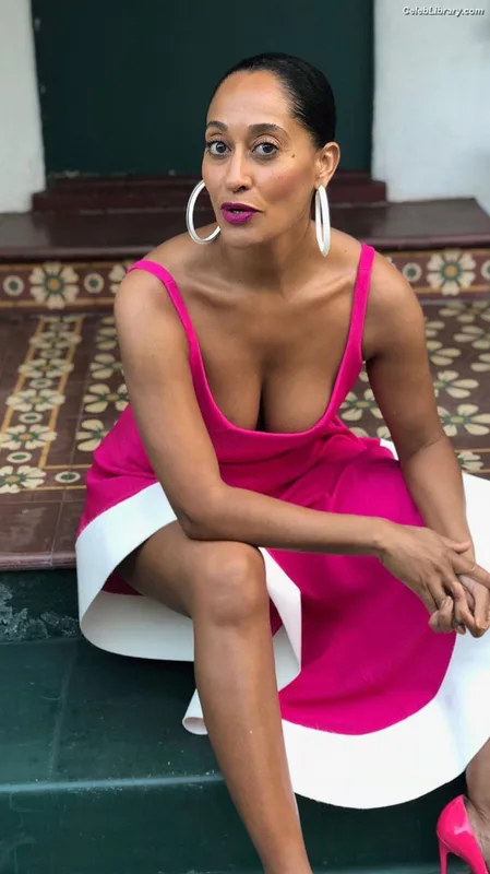 Tracee Ellis Ross photo 3 of 629