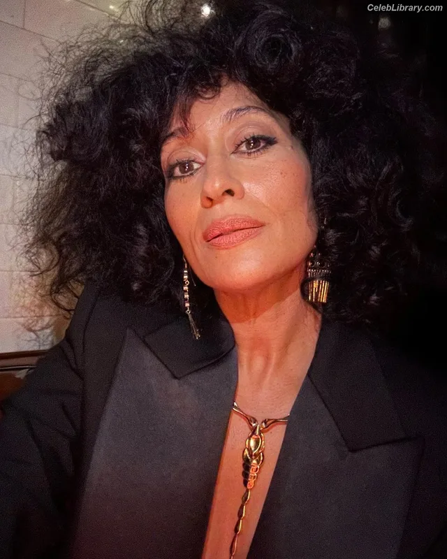 Tracee Ellis Ross photo 6 of 629