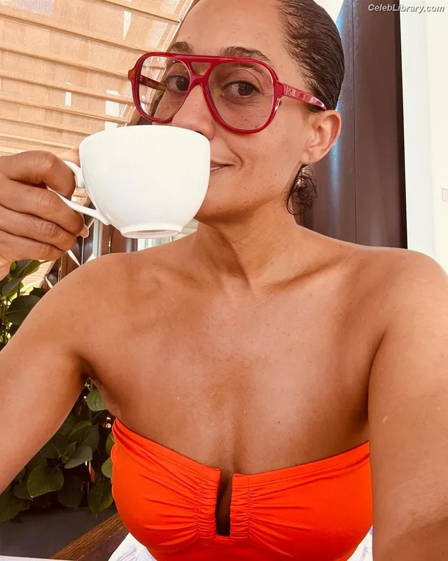 Tracee Ellis Ross photo 3 of 629