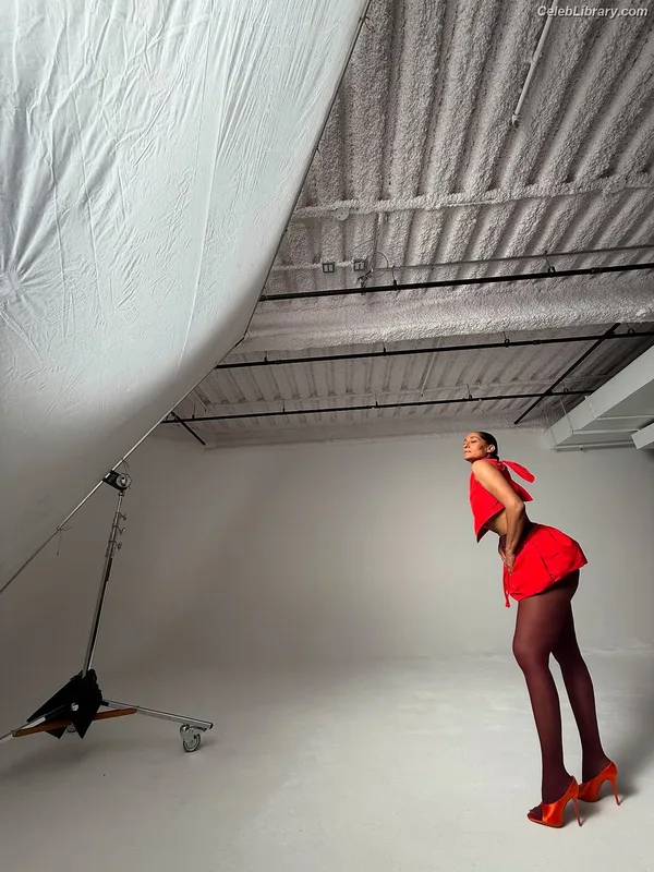 Tracee Ellis Ross photo 23 of 629