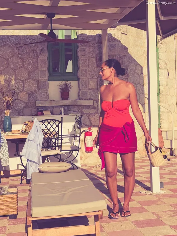 Tracee Ellis Ross photo 18 of 629