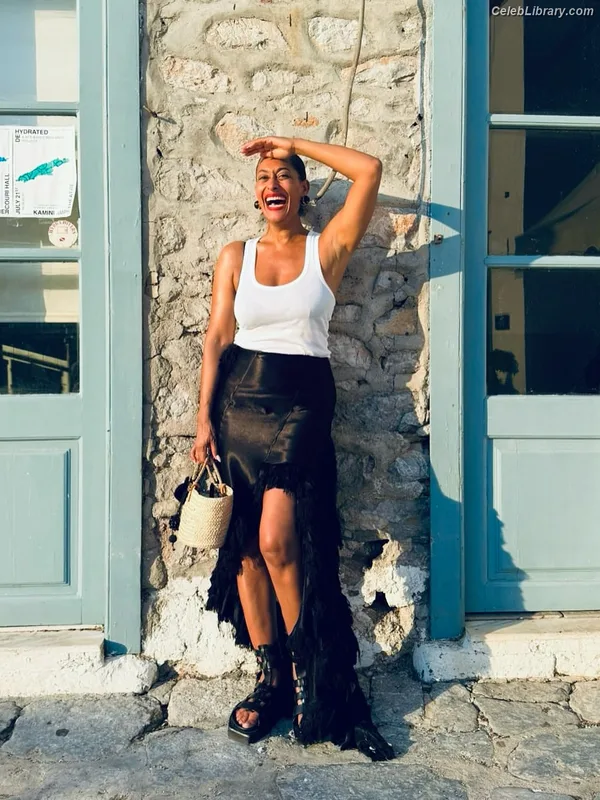 Tracee Ellis Ross photo 19 of 629