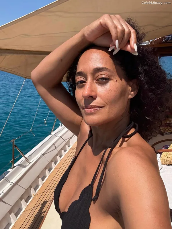 Tracee Ellis Ross photo 22 of 629