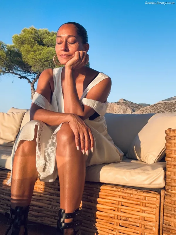 Tracee Ellis Ross photo 24 of 629