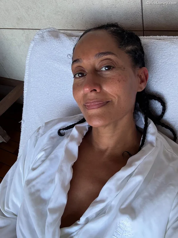 Tracee Ellis Ross photo 1 of 629